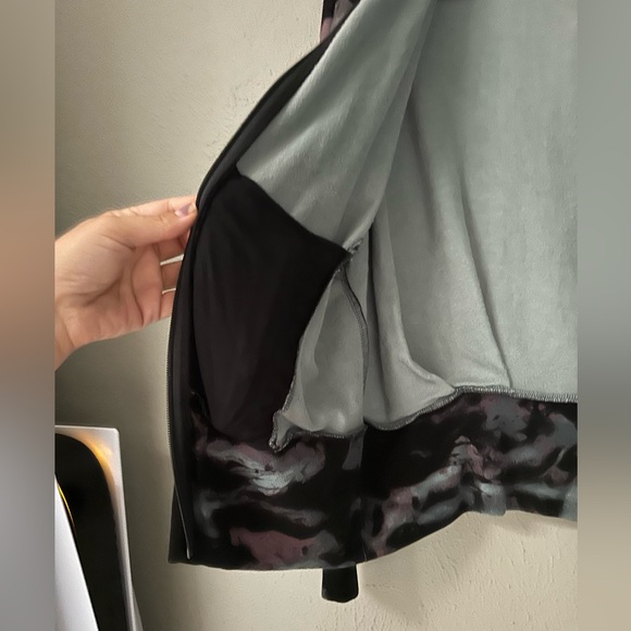 Athleta Women’s multicolor Jacket Size M - Picture 4 of 6